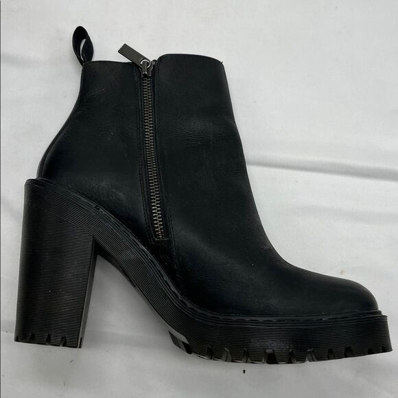 Black Leather Dr. Martens Magdalena Chunky Heeled Boots - Picture 3 of 10
